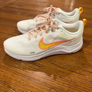 Nike Downshifters 12